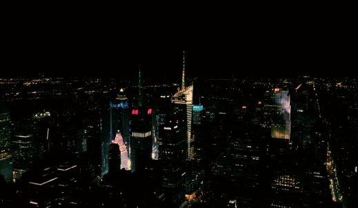 Widok z Empire State Building nocą 